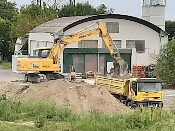 Spianamento-terreno